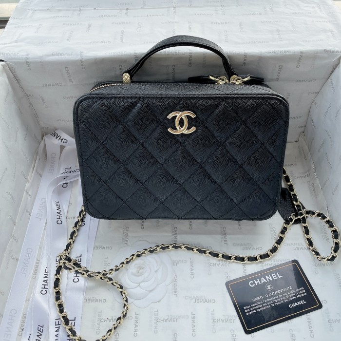 chanel1059PYD012