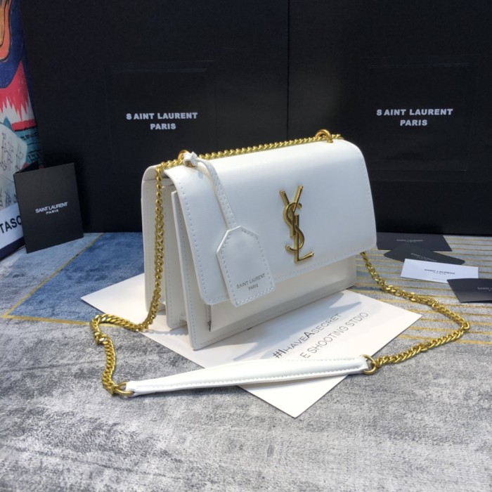 YSL SUNSET MEDIUM CHAIN BAG IN SMOOTH LEATHER