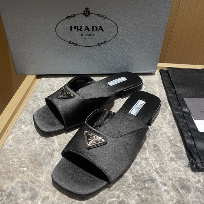 Prada shoes flat bottom 1.5CM sandal 005