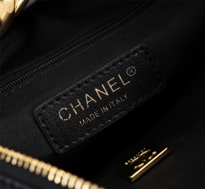 chanel2202PYD032