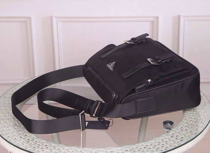 Prada messenger bag 0987