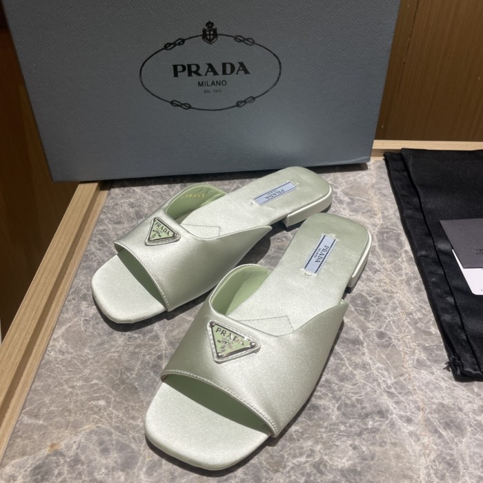 Prada shoes flat bottom 1.5CM sandal 005