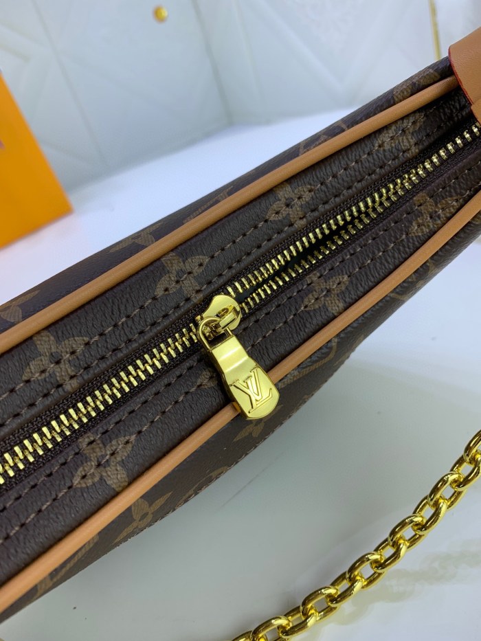 Louis Vuitton LOOP