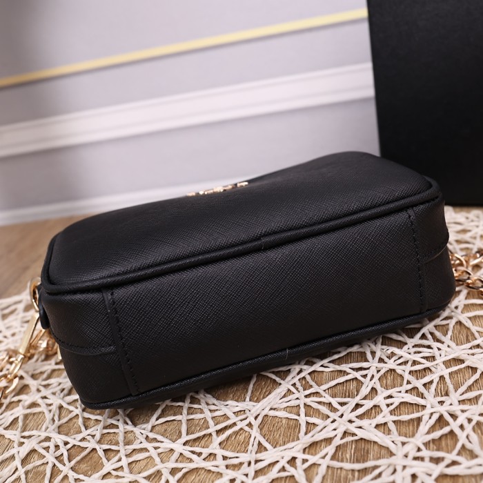 Prada0837 22PJ021
