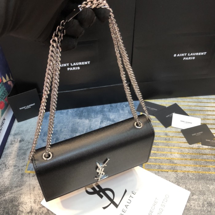 YSL KATE MEDIUM CHAIN BAG WITH TASSEL IN GRAINED LEATHER