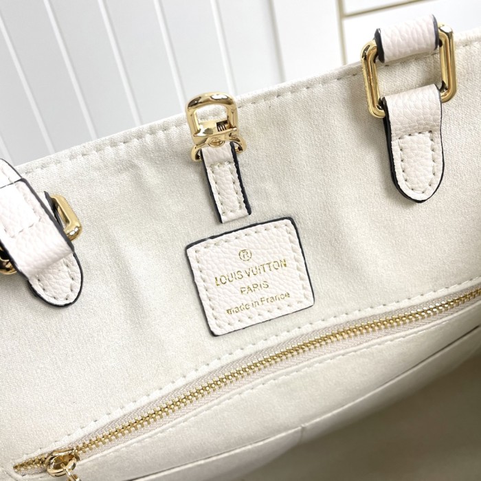 Louis Vuitton ONTHEGO MM