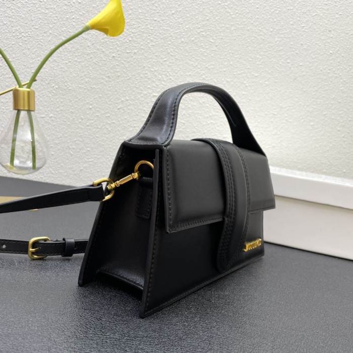 JACQUEMUS JA005 22PJ581