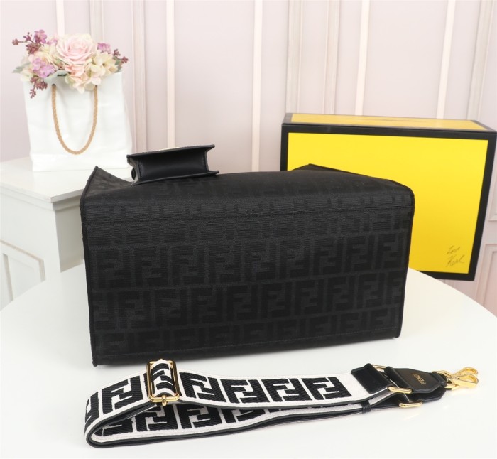 Fendi2015JQE052