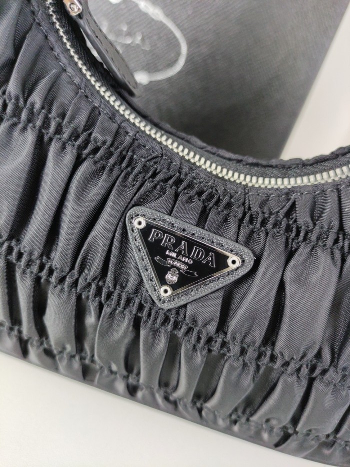 Prada003 22PJ09