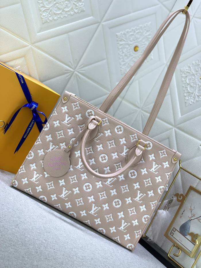 Louis Vuitton ONTHEGO MM