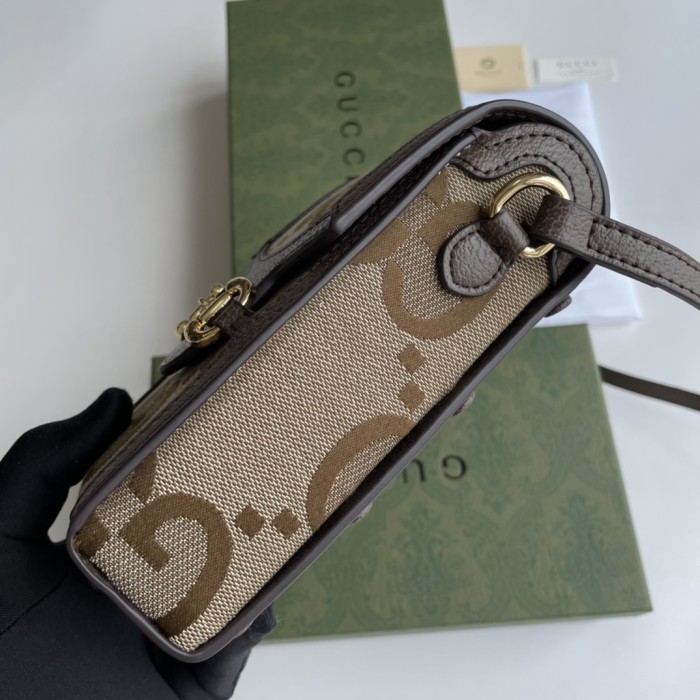 Gucci625615LM011