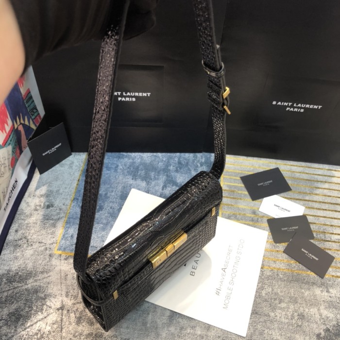 YSL657626FF081