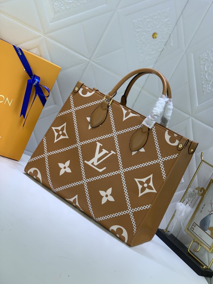 Louis Vuitton ONTHEGO