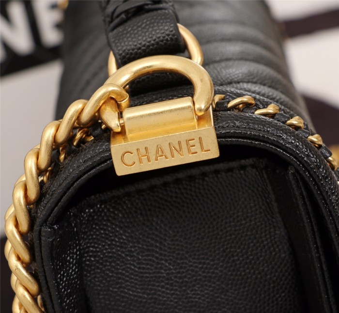 chanel8003PYD062