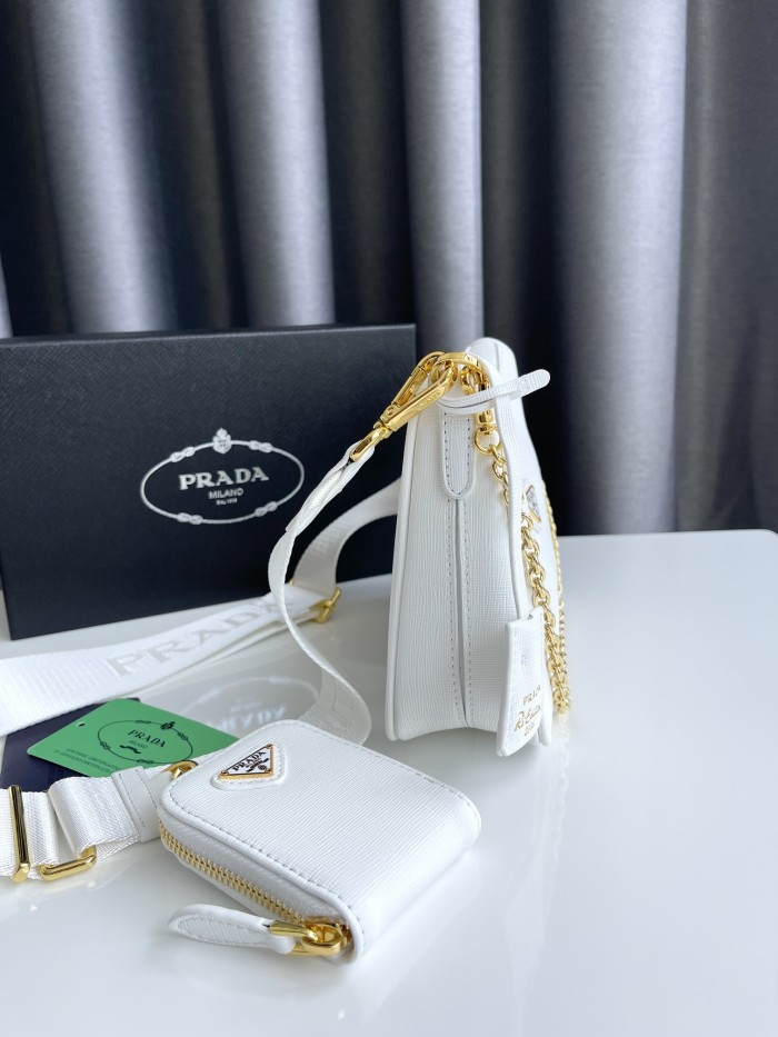 Prada Re-Edition 2005 Saffiano leather bag