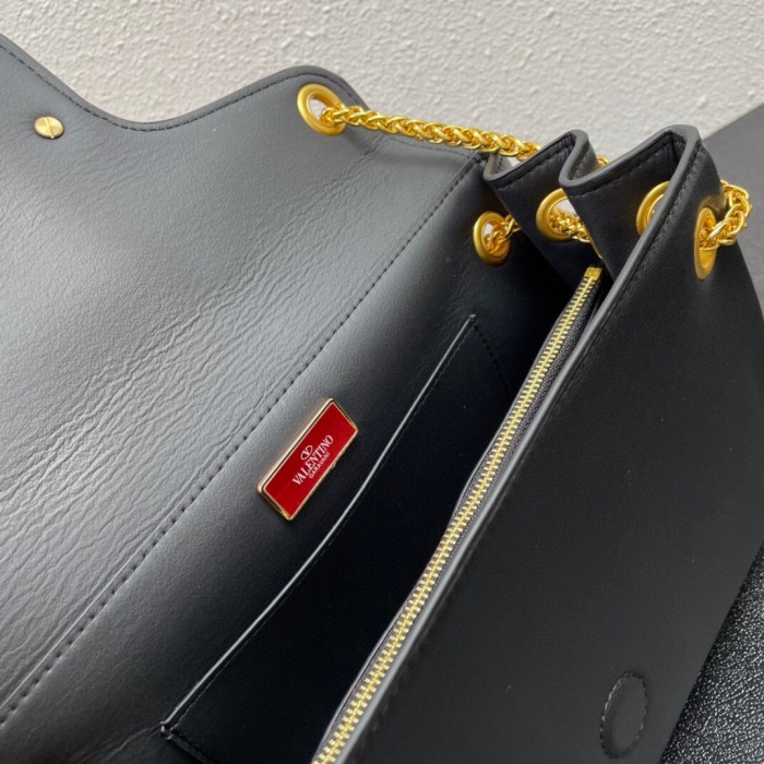 VALENTINO STUD SIGN NAPPA SHOULDER BAG