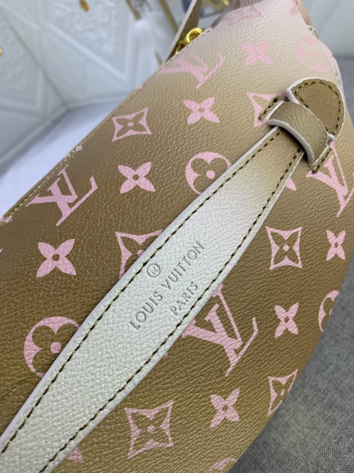 Louis Vuitton BUMBAG
