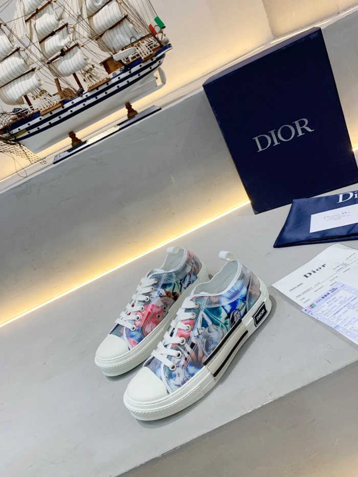 Dior&Kaws帆布鞋072
