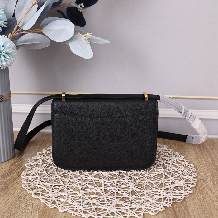 Prada0839 22PJ061
