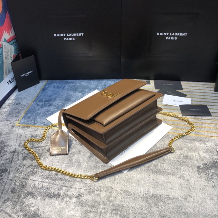 YSL SUNSET MEDIUM CHAIN BAG IN SMOOTH LEATHER