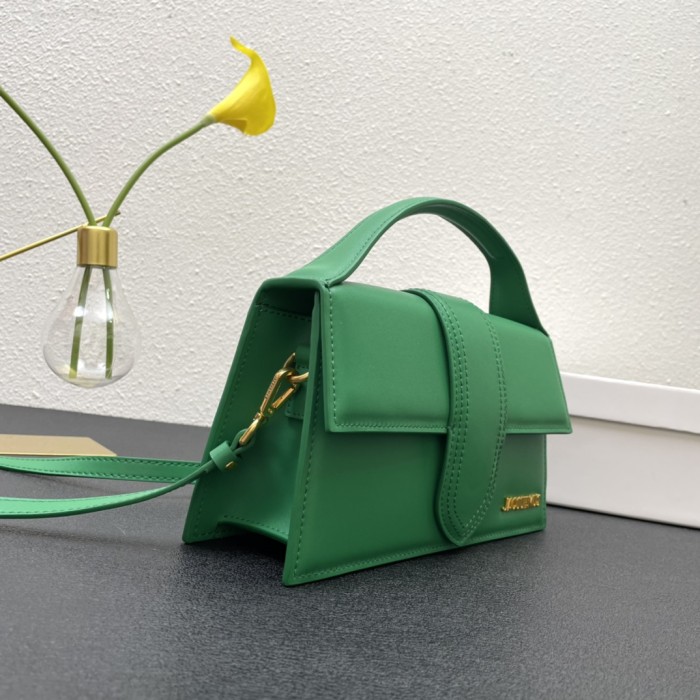 JACQUEMUS JA005 22PJ581