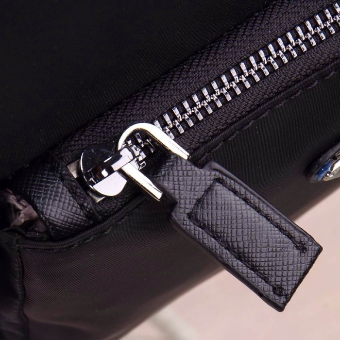 Prada shoulder bag 0909