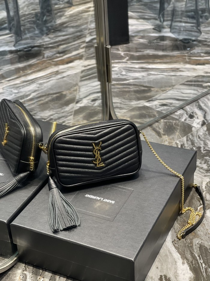 YSL585040LL521