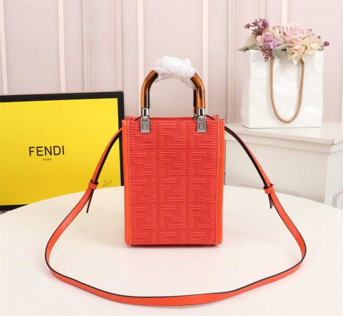 Fendi8628JQE551