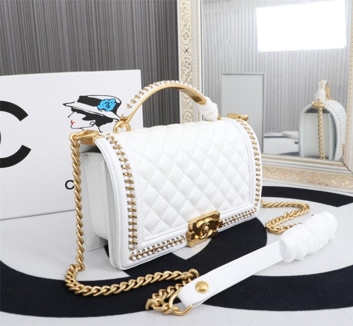 chanel8049PYD082