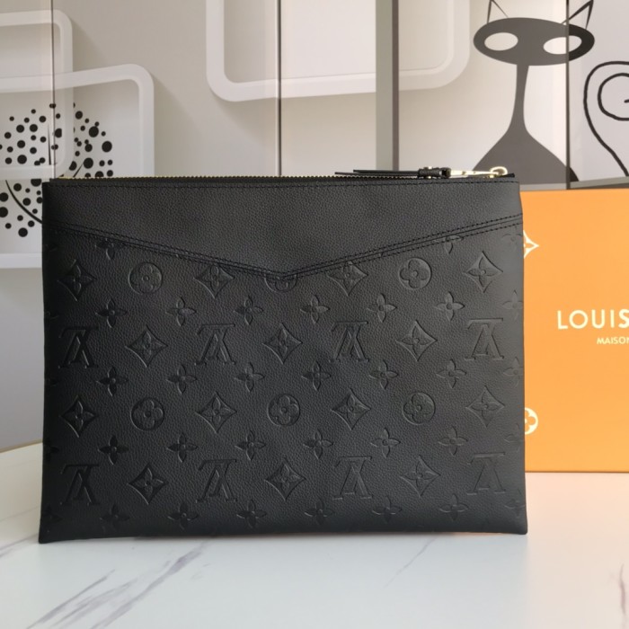 Louis Vuitton DAILY POUCH