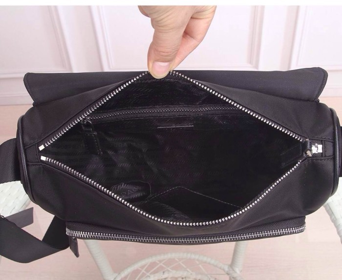 Prada messenger bag 6671