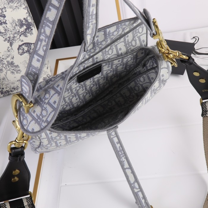 Dior5501XB032