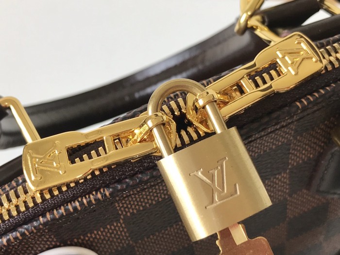 Louis Vuitton ALMA BB