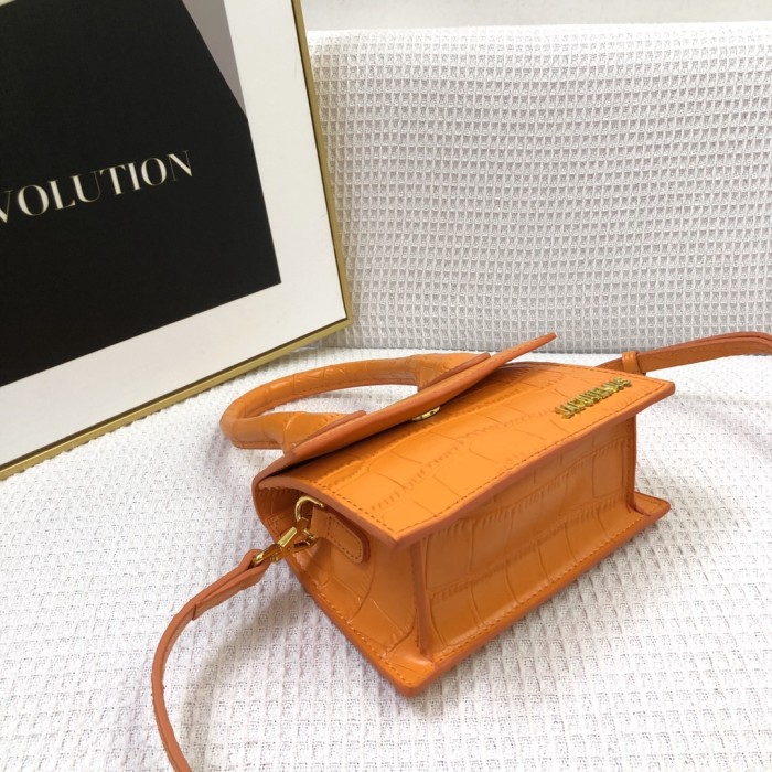 JACQUEMUS2025 22PJ541