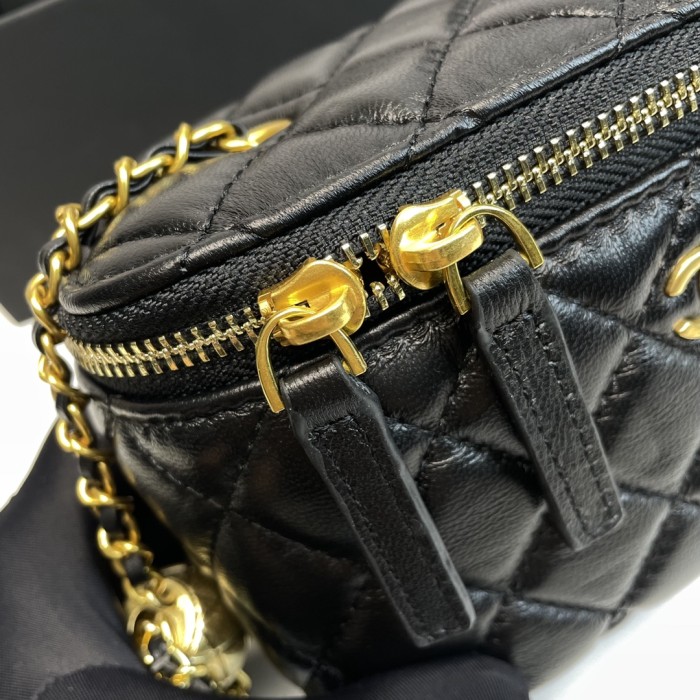 chanel8105PYD061