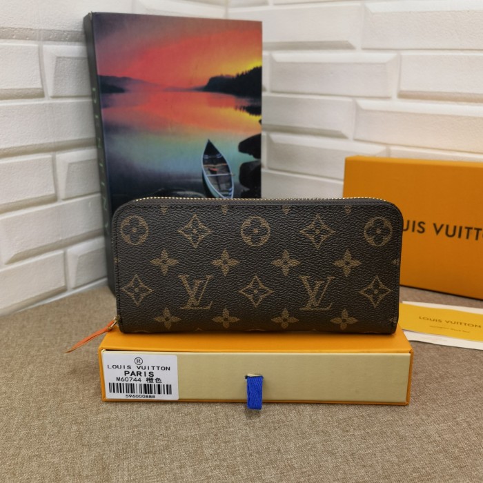 LV60742HY07