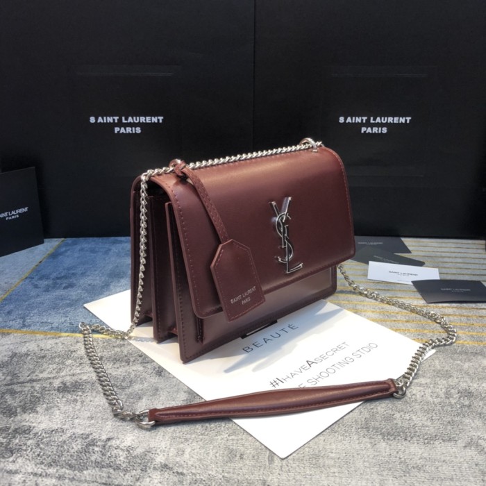YSL SUNSET MEDIUM CHAIN BAG IN SMOOTH LEATHER