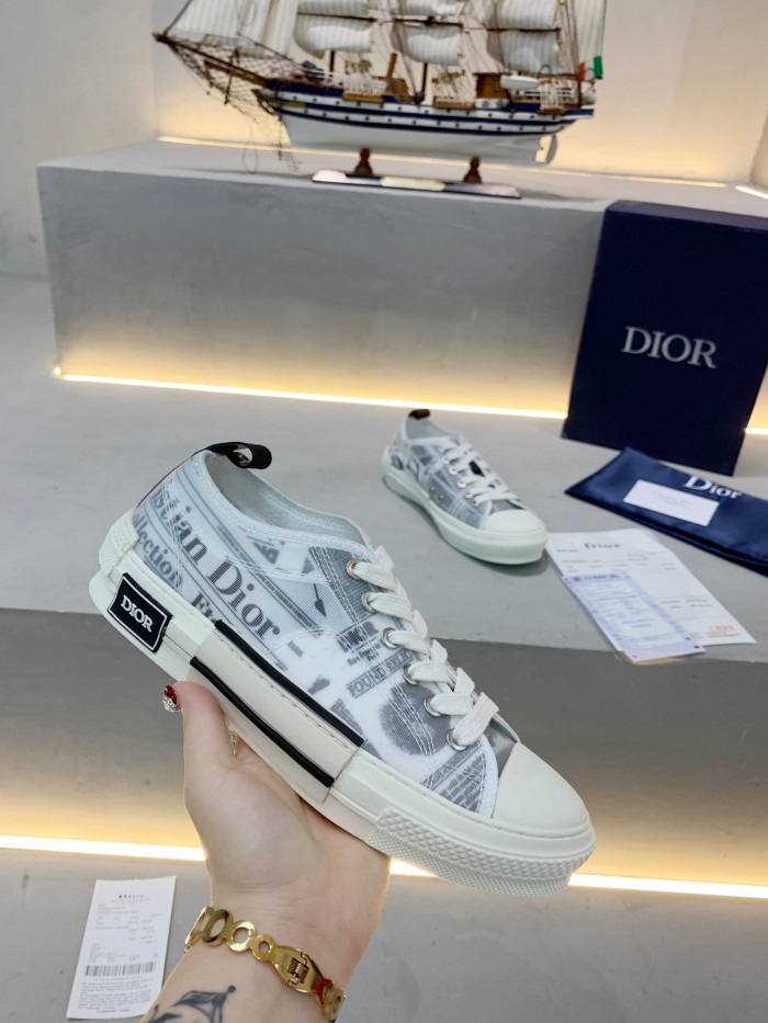 Dior&Kaws帆布鞋072