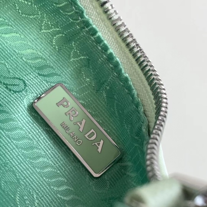 Prada Re-Edition 2005 Re-Nylon bag
