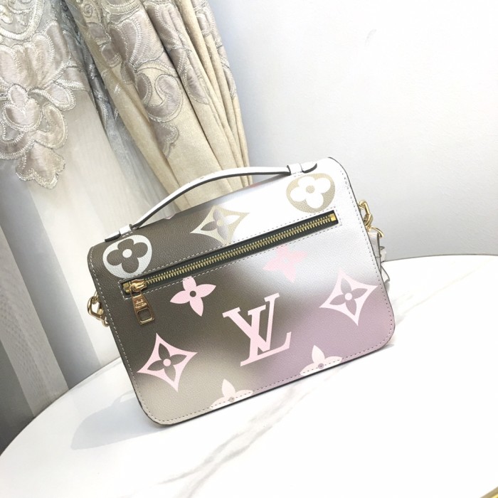 Louis Vuitton POCHETTE MÉTIS