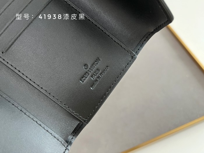Louis Vuitton VICTORINE WALLET