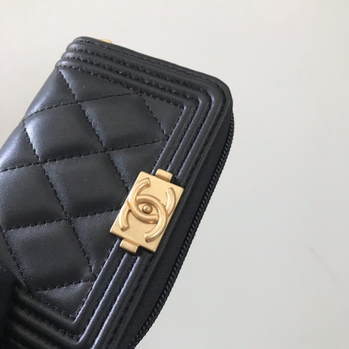 CHANEL BOY CHANEL ZIPPED COIN PURSE