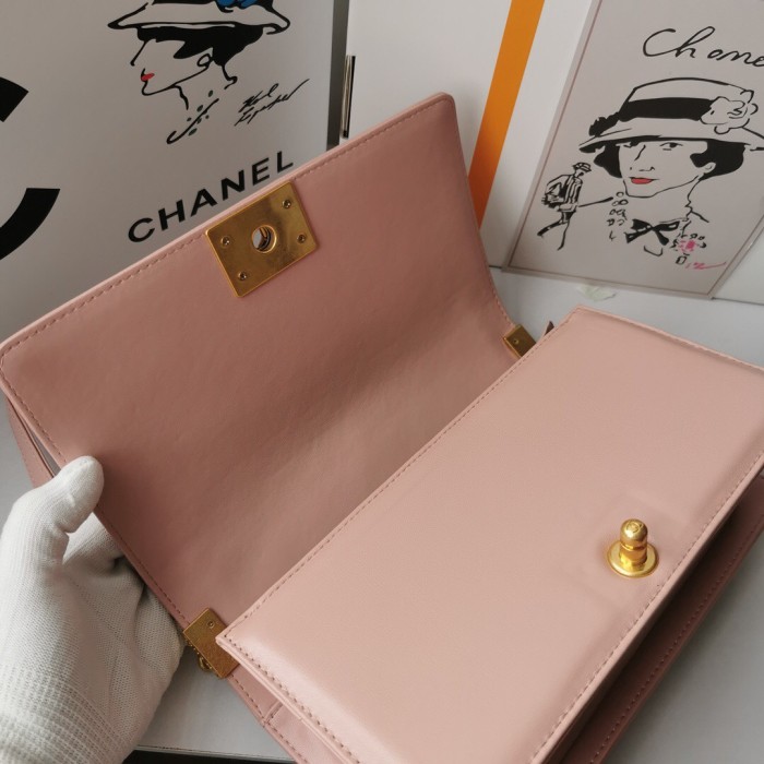 chanel6708PYD042