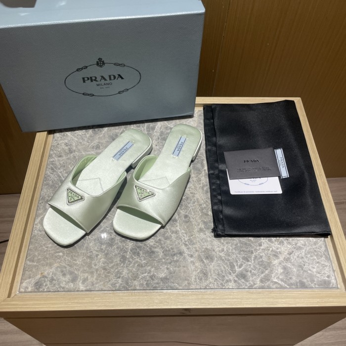 Prada shoes flat bottom 1.5CM sandal 005
