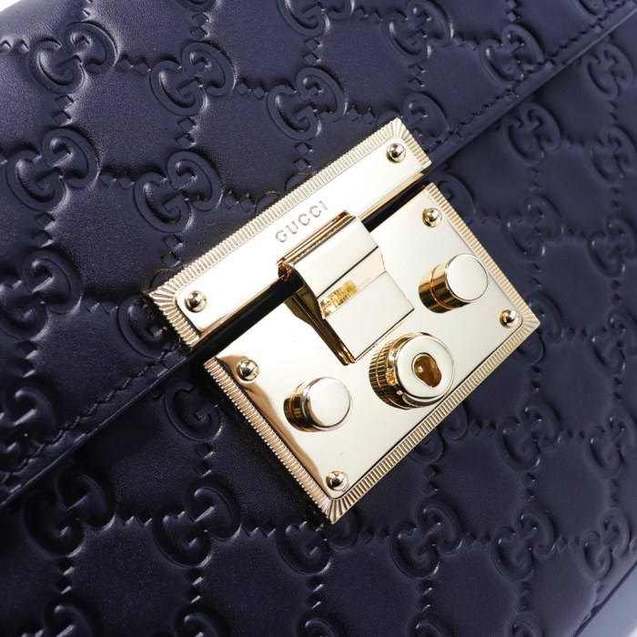 GUCCI padlock handbag 453188