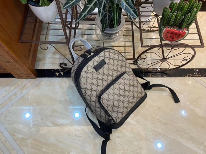 GUCCI backpack W22cm x H30cm 429020