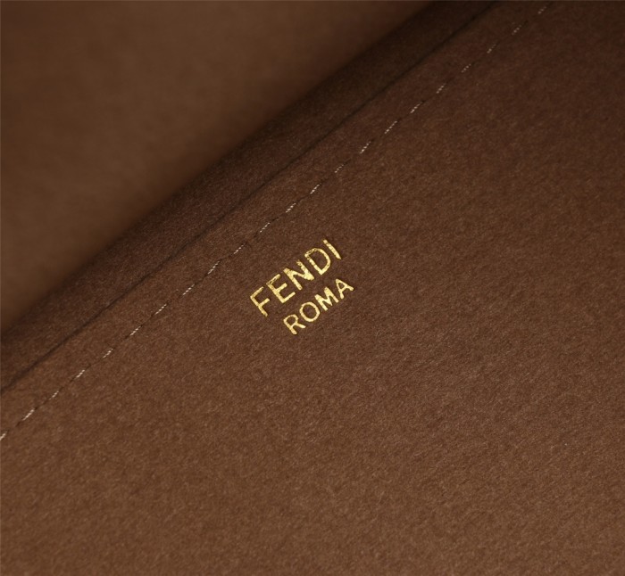 Fendi80013JQE052
