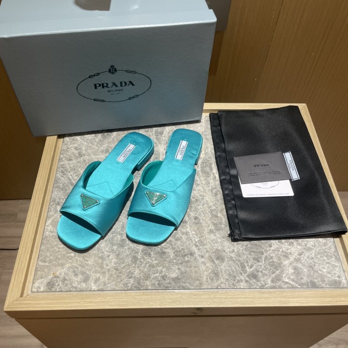 Prada shoes flat bottom 1.5CM sandal 005