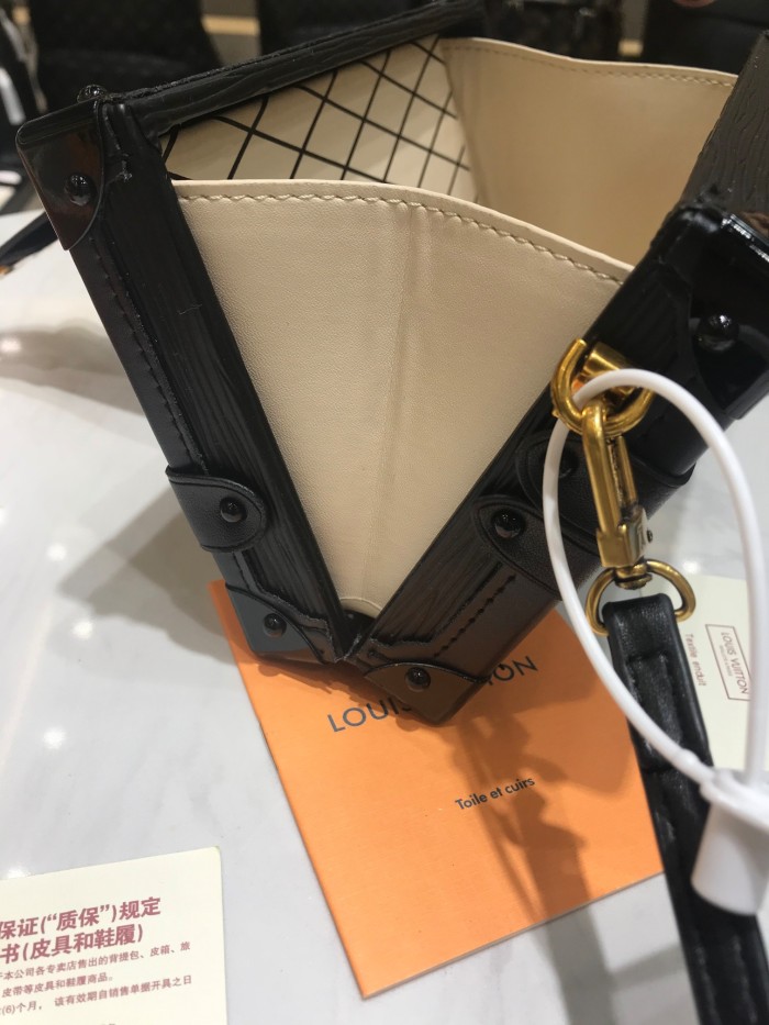 LV94219KF061