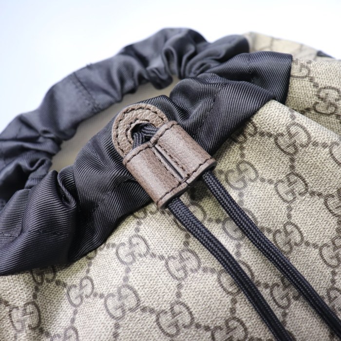GUCCI 473869
